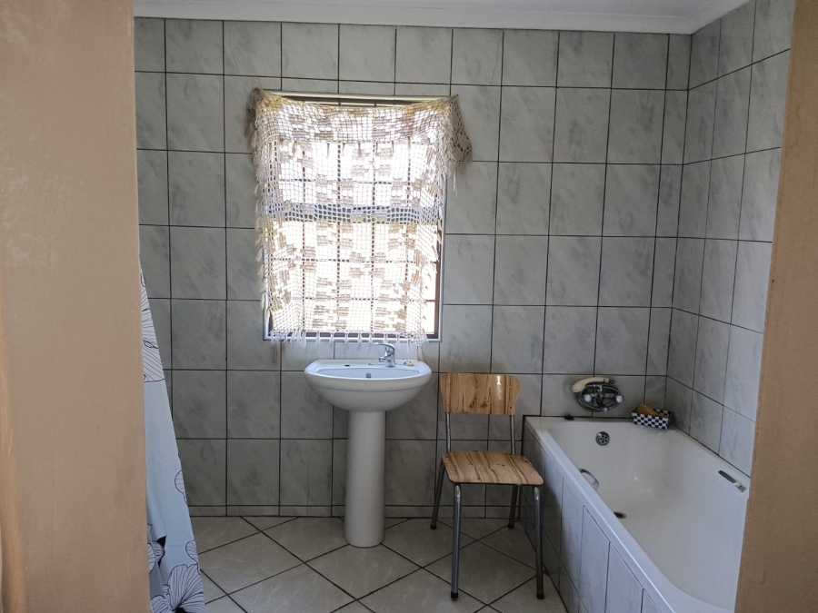 4 Bedroom Property for Sale in Mossel Bay Ext 26 Western Cape
